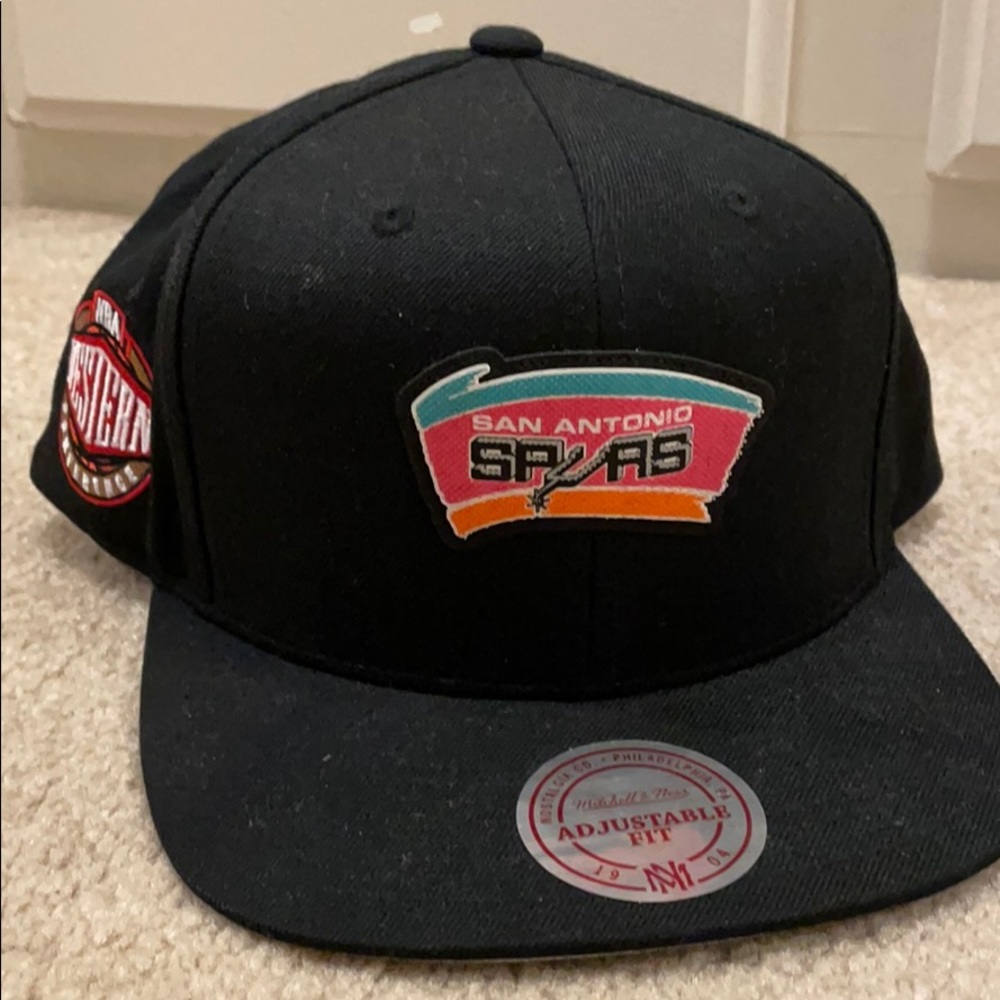 Mitchell and Ness San Antonio Spurs snapback